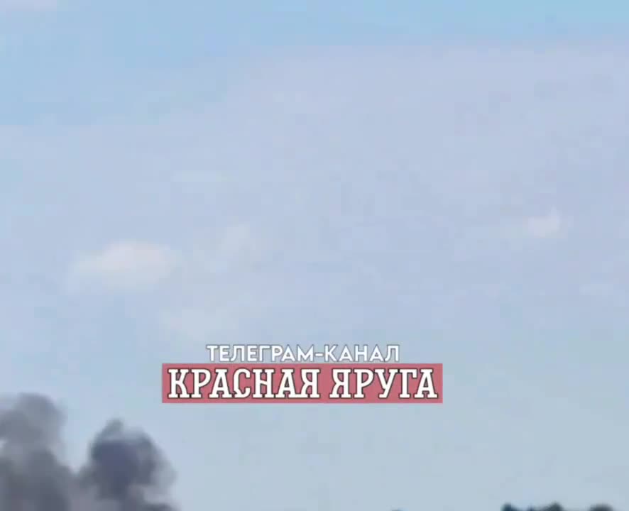 Fire in Krasnaya Yaruga after explosions 