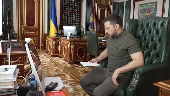 O comandante-chefe Syrsky informa ao presidente Zelensky: nas últimas 24 horas, as forças de defesa ucranianas avançaram de 1 a 3 km em diferentes direções da região de Kursk, área de cerca de 40 km², 74 assentamentos sob controle da Ucrânia no total