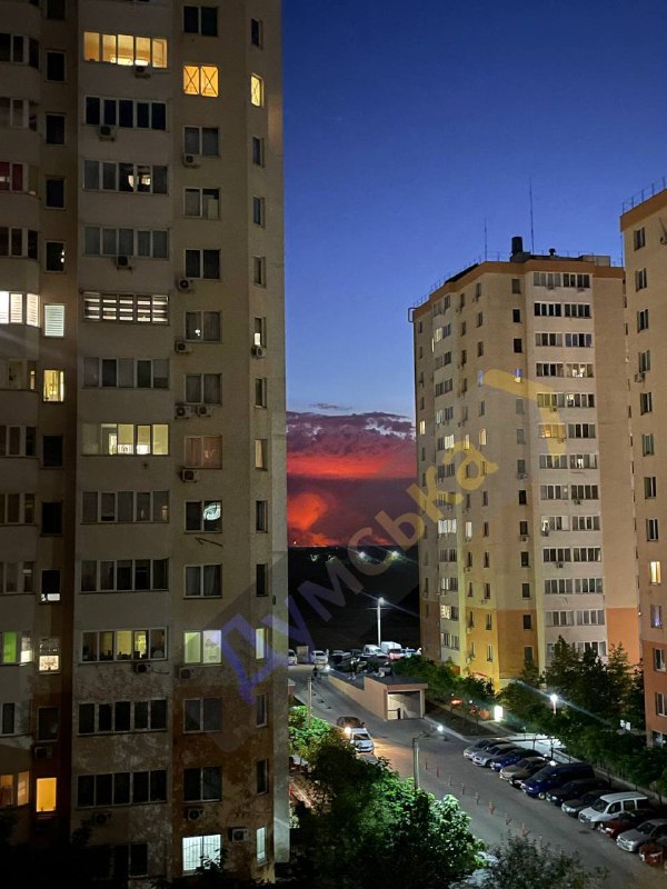 Grande incêndio florestal na zona de fronteira entre a Ucrânia e a Moldávia em Palanca