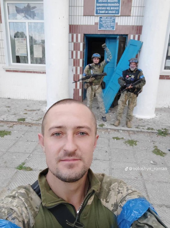 Ukrainisches Militär veröffentlicht Fotos aus dem Dorf Plekhovo in der Region Kursk