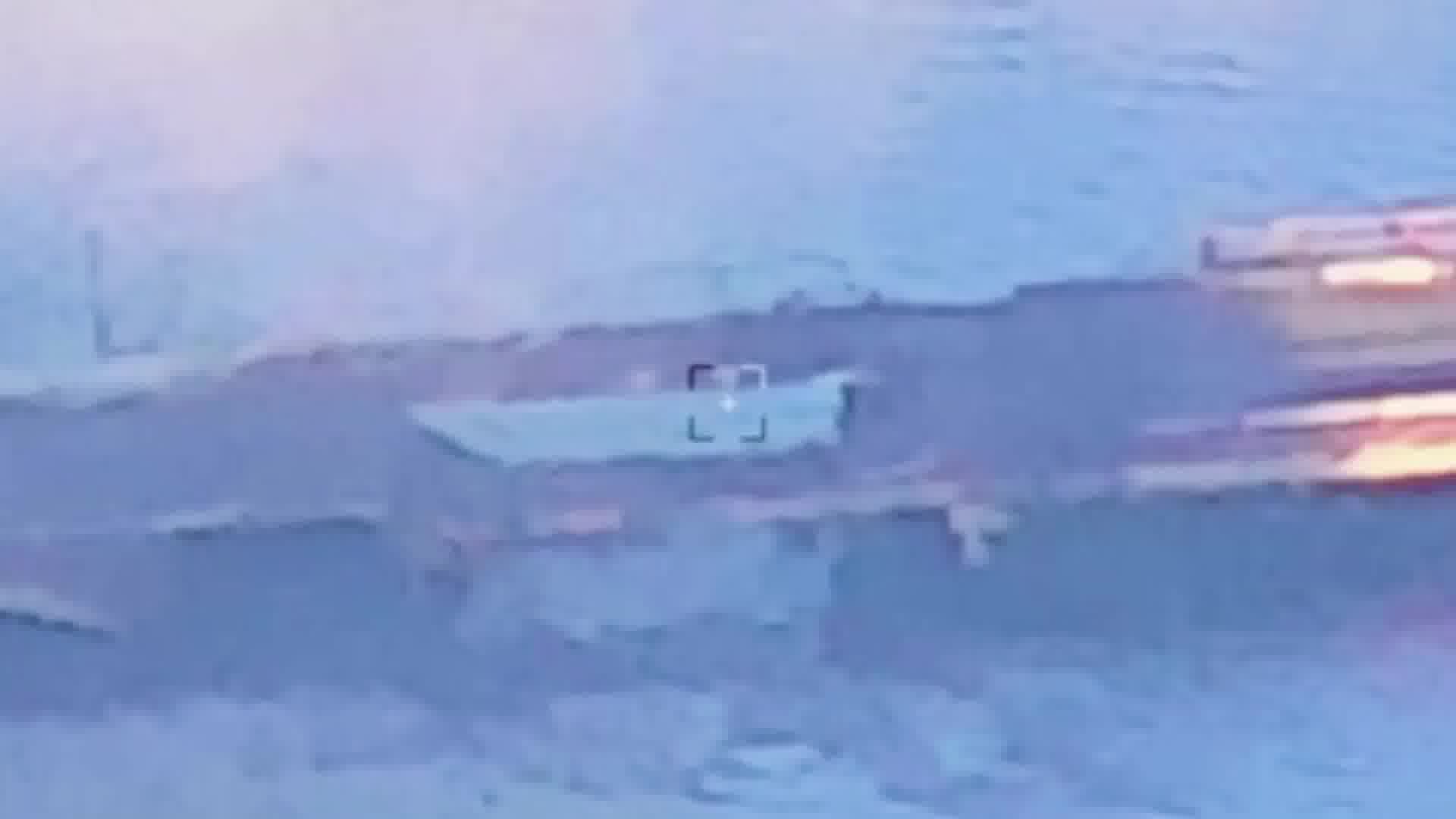 Ukrainska flygvapen publicerade en video av attacken vid en annan bro i Kursk-regionen