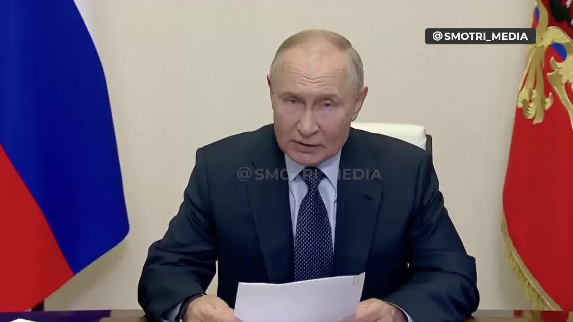 Putin celebra una reunión sobre la situación en las regiones fronterizas