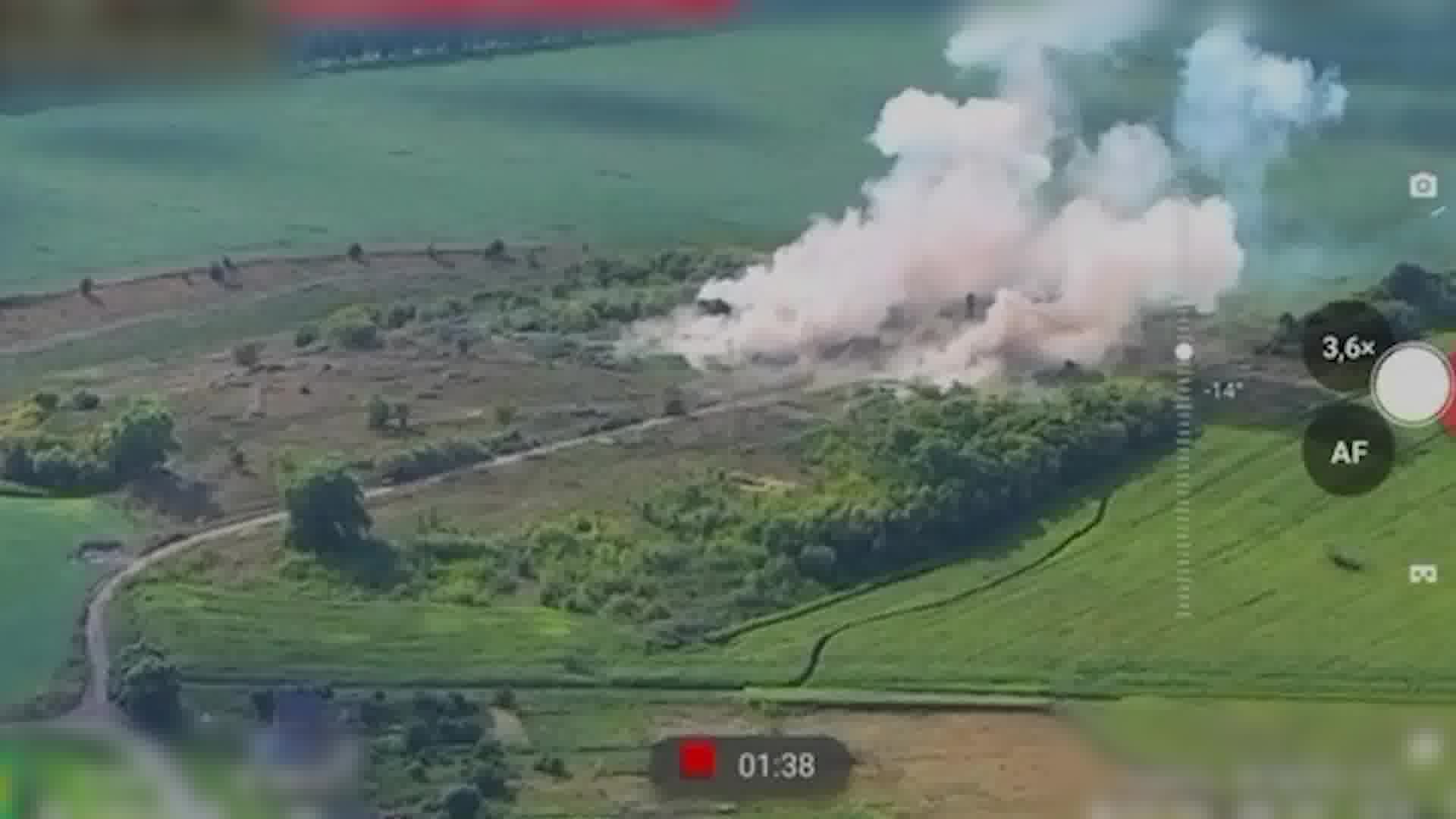 Ukrajinský letecký útok dnes na ruské pozice v Kurské oblasti s bombou GBU-39