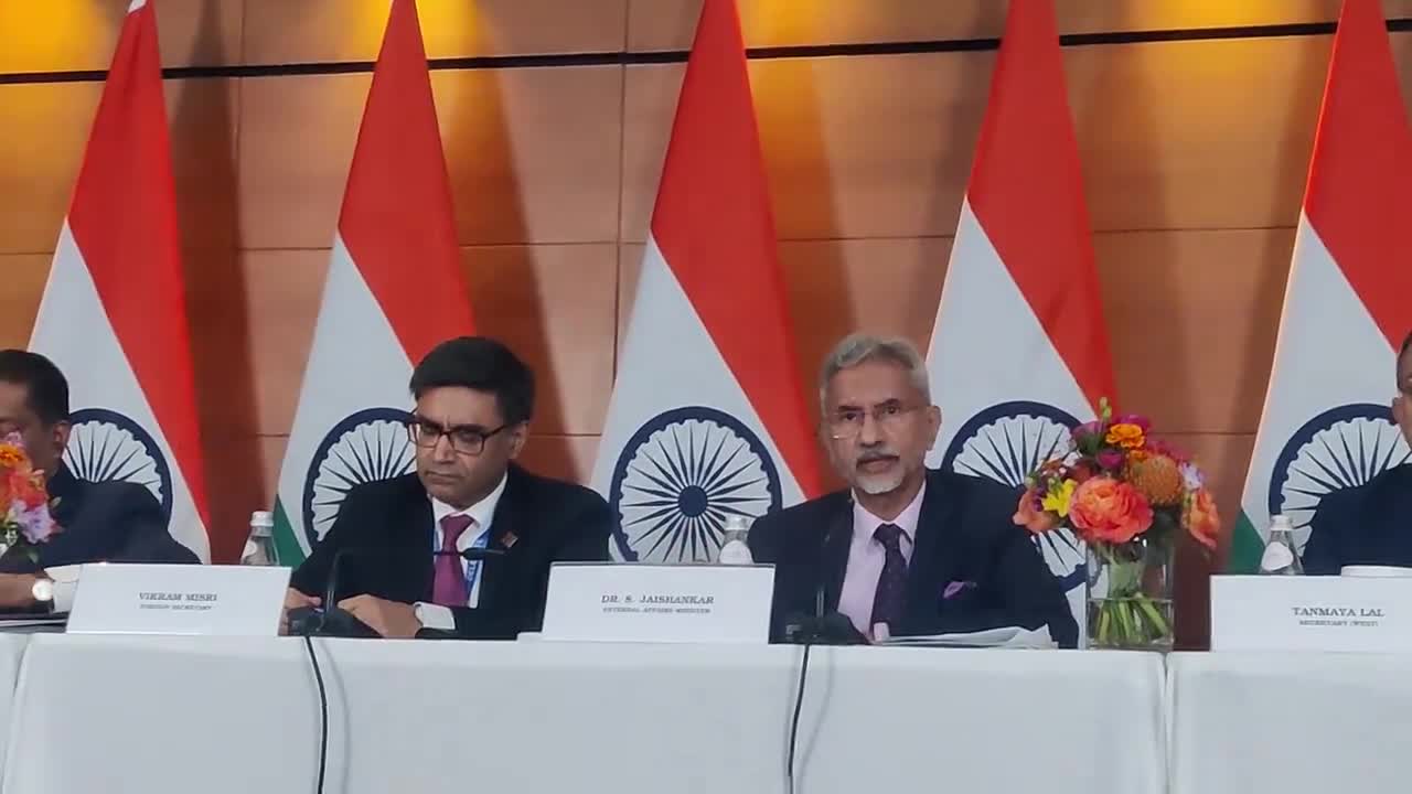 El primer ministre indi Modi convida el president d'Ucraïna, Zelensky, a visitar l'Índia