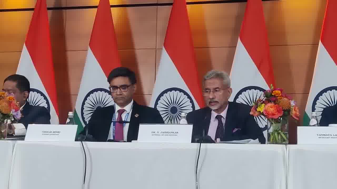 El primer ministro indio Modi invita al presidente ucraniano Zelensky a visitar la India