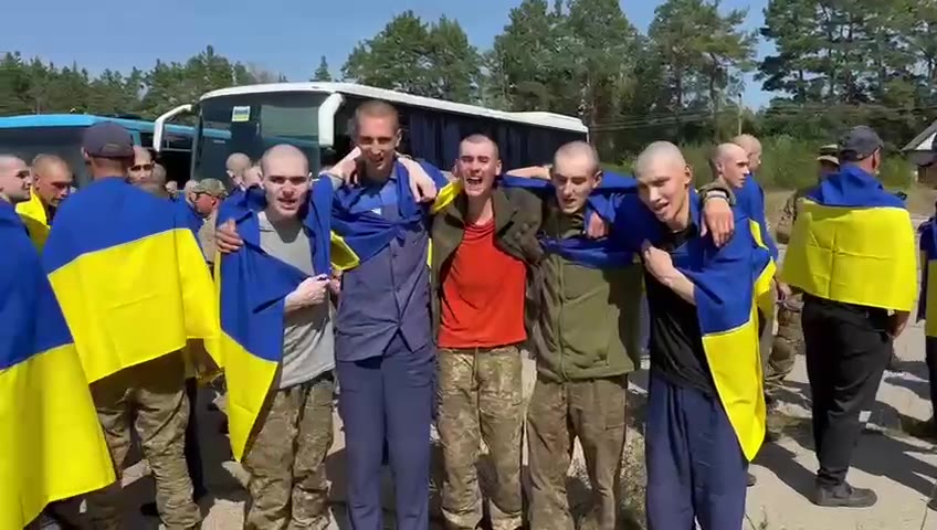 115 prisonniers de guerre ukrainiens ont été libérés de la captivité russe grâce à la médiation des Émirats arabes unis, des militaires capturés à Tchernobyl, Marioupol, Chonhar et Hostomiel