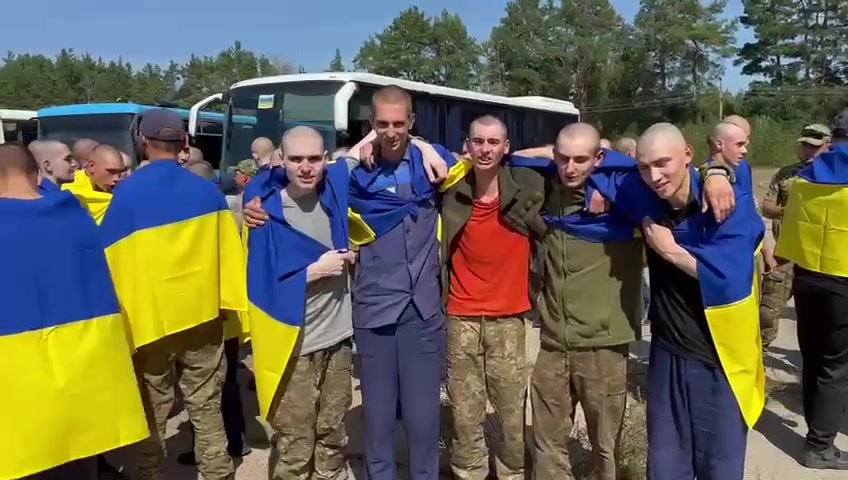 115 prisonniers de guerre ukrainiens ont été libérés de la captivité russe grâce à la médiation des Émirats arabes unis, des militaires capturés à Tchernobyl, Marioupol, Chonhar et Hostomiel