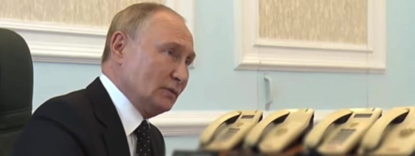 Avui, Putin es va reunir amb la direcció del Grup Conjunt de Forces en un dels llocs de comandament del Ministeri de Defensa rus. Gerasimov i Rudskoy van informar sobre la situació a la regió de Kursk