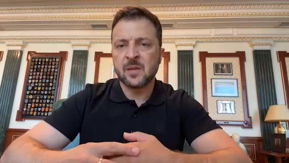 Presidente Zelenskyi: È stato uno degli attacchi più grandi, uno combinato. Più di cento missili di vario tipo e circa un centinaio di droni Shahed. L'attacco ha preso di mira infrastrutture civili critiche. Sfortunatamente, ci sono vittime e decine di feriti. Molti danni alle infrastrutture energetiche. Putin è un animale malato, ma può fare solo ciò che il mondo gli consente di fare. La Russia usa le sue armi di tutti i tipi, così come gli Shahed e i missili balistici della Corea del Nord. Stati Uniti, Gran Bretagna, Francia e altri partner hanno il potere di aiutarci a fermare il terrorismo. Sono necessarie decisioni difficili