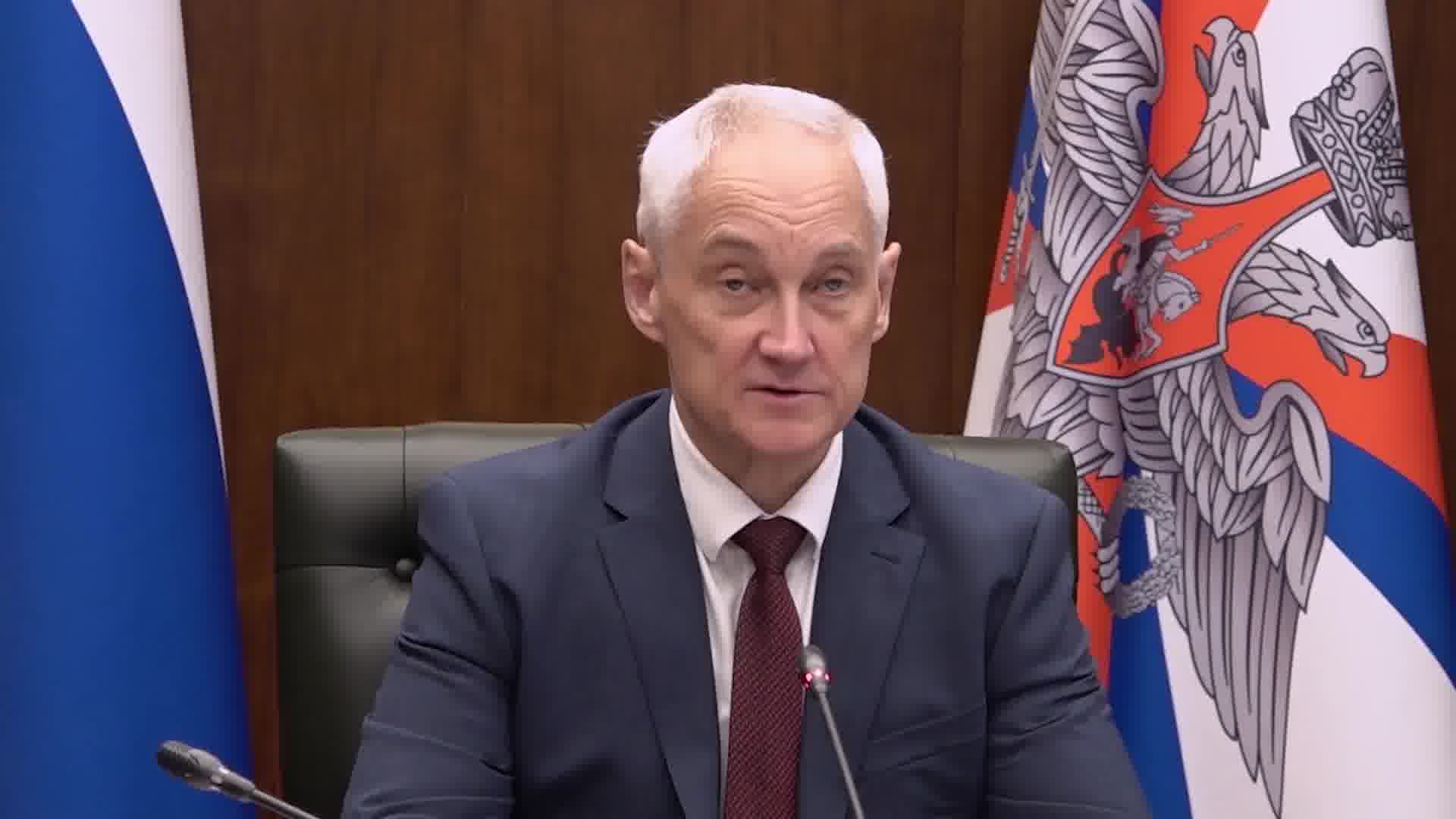 Der russische Verteidigungsminister Andrej Belousow hielt eine Sitzung des Koordinierungsrates zu Fragen der militärischen Sicherheit in den Grenzgebieten der Regionen Belgorod, Brjansk und Kursk ab.