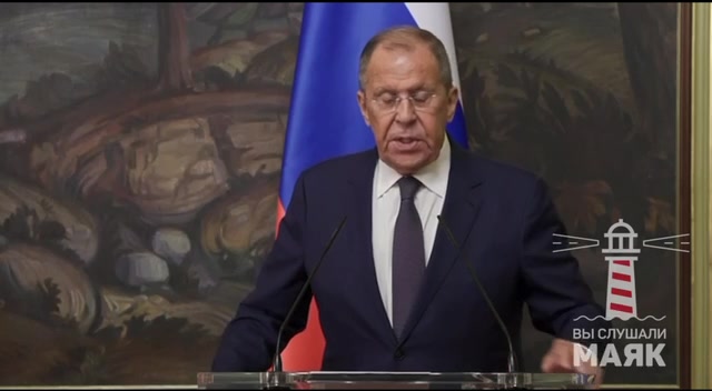 Lavrov, Kyiv'in Rusya'ya saldırmak için Storm Shadow füzeleri kullanma talebini bir şantaj olarak nitelendirdi. Bu, Batı'nın aşırı tırmanıştan kaçınmak istediği iddiasında bulunma girişimidir, ancak gerçekte bu bir aldatmacadır. Batı tırmanıştan kaçınmak istemiyor. Batı, dedikleri gibi, başını belaya sokuyor.