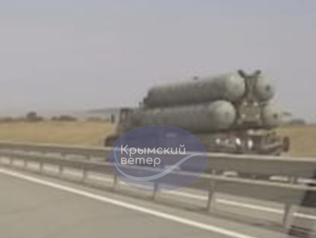 Ο ρωσικός στρατός μετακινεί S-300/S-400 από τη Σεβαστούπολη προς την ανατολική Κριμαία