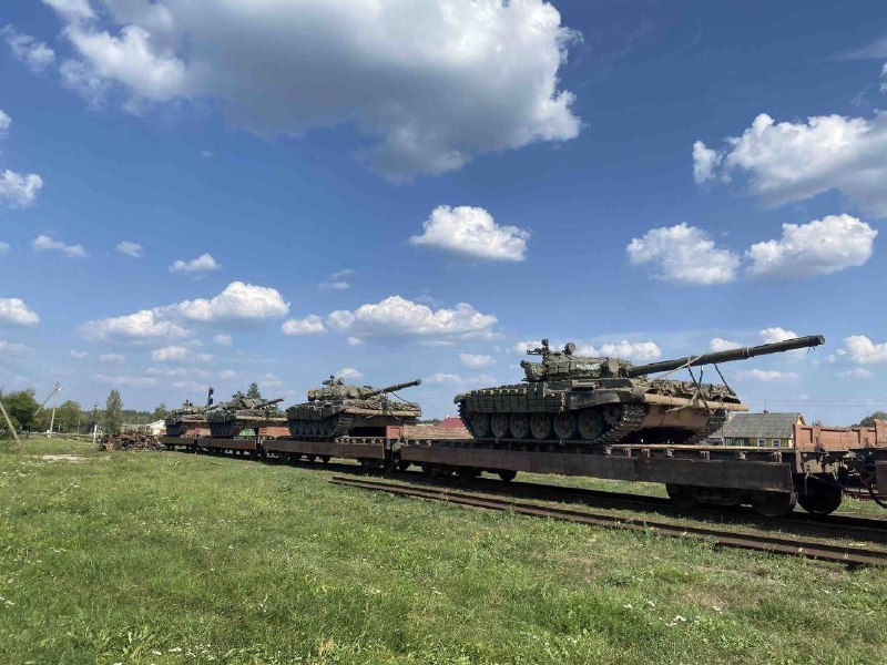 Belarus continues to move military equipment to the border of Ukraine