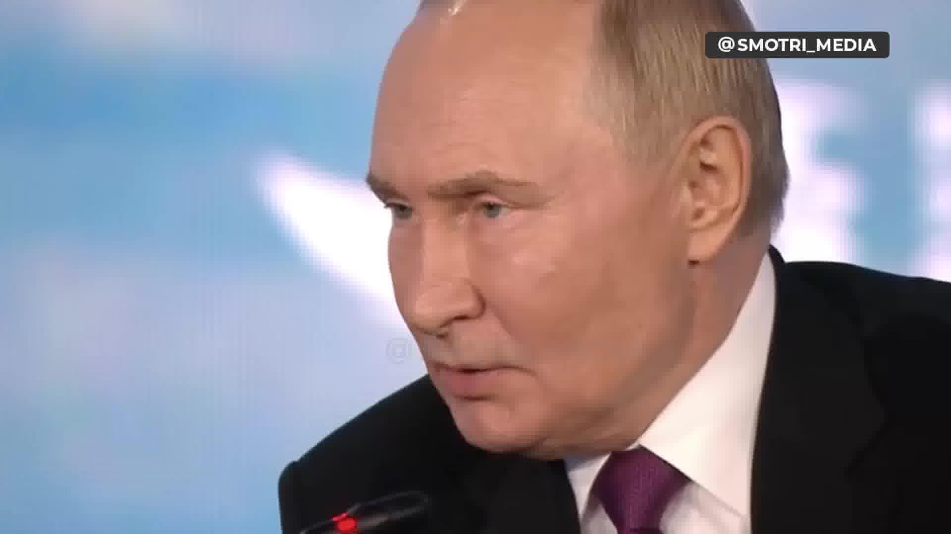 Putin spune că Rusia vrea discuții cu Ucraina bazate pe acordurile de la Istanbul