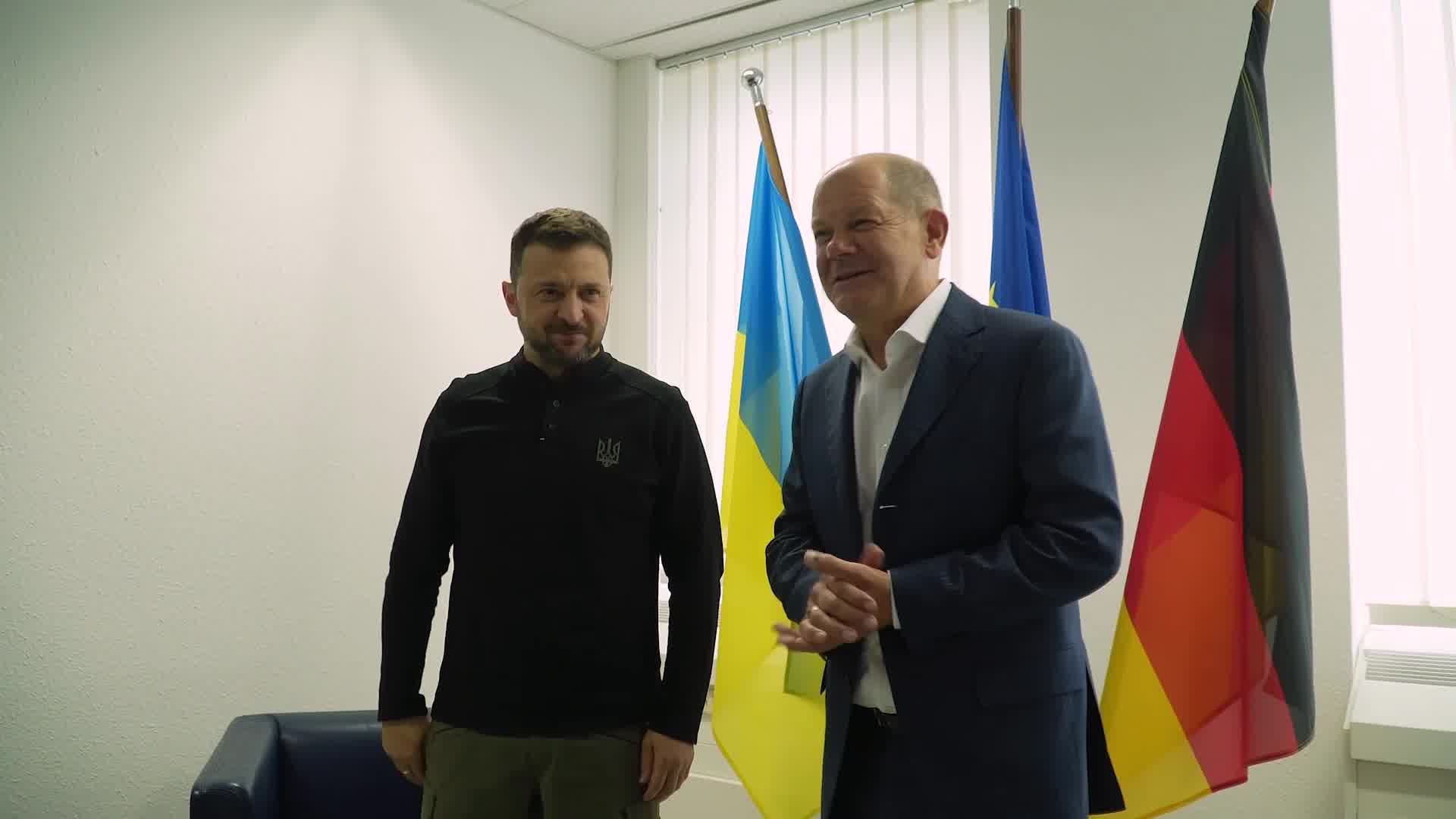 O presidente Zelenskyi se reuniu com o chanceler federal Olaf Scholz na Alemanha