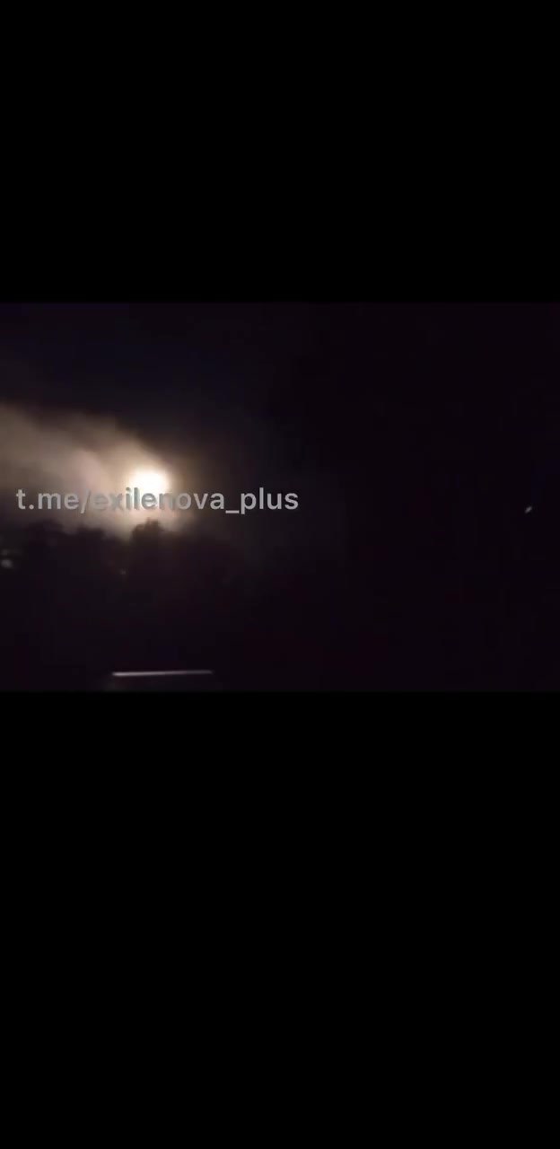 Explosions in Bryansk, Bryansk region. According to local authorities due to the drone attack and air defense working 