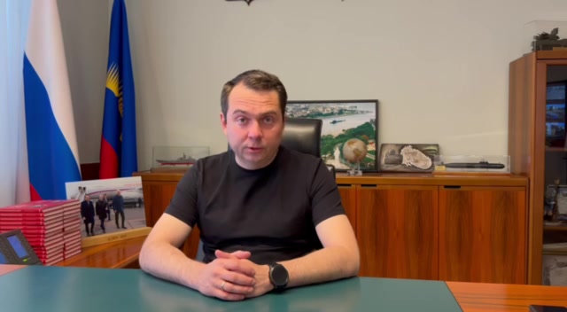 El governador de la regió de Murmansk explica la situació amb l'aturada del trànsit a l'aeroport d'Apatity, la regió està sota atac de drons