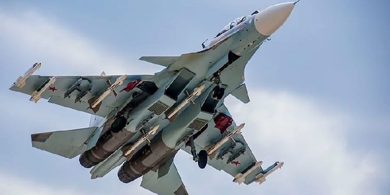 Ruski Su-30SM navodno se srušio u blizini okupiranog Krima nakon sinoćnjih lansiranja projektila Kh-31P. 2 člana posade nestala