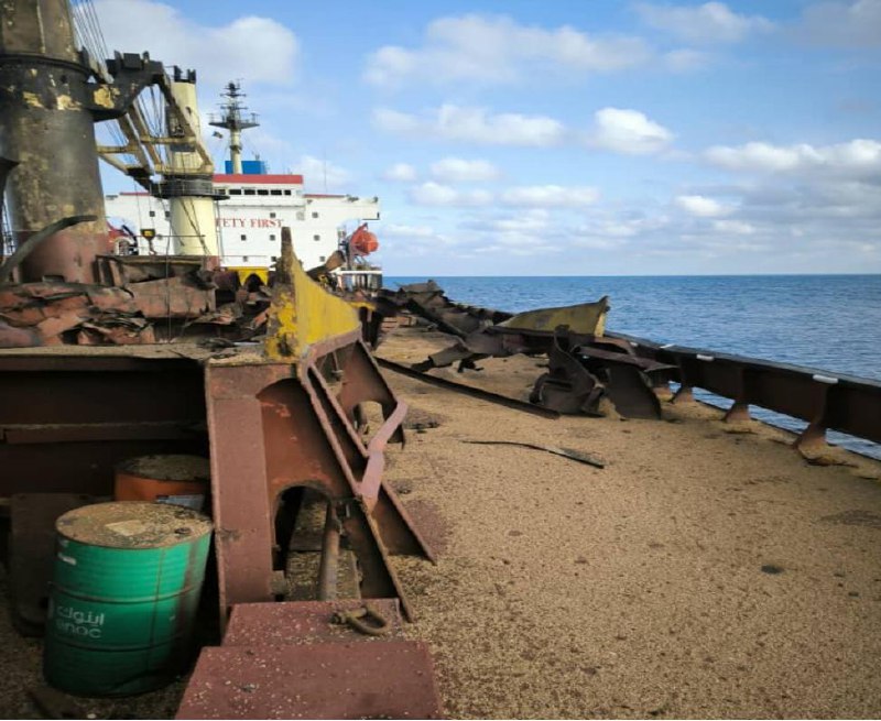 Un missile russe a touché un navire transportant une cargaison de céréales ukrainiennes en route vers l'Égypte dans les eaux internationales de la mer Noire