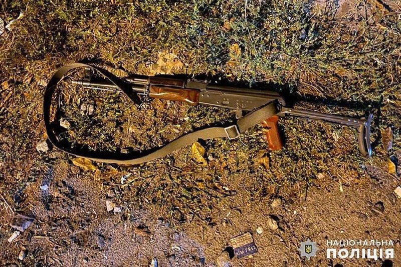 2 person wounded as result of police-involved shootout with armed man in Oleshyn of Khmelnytskyi region