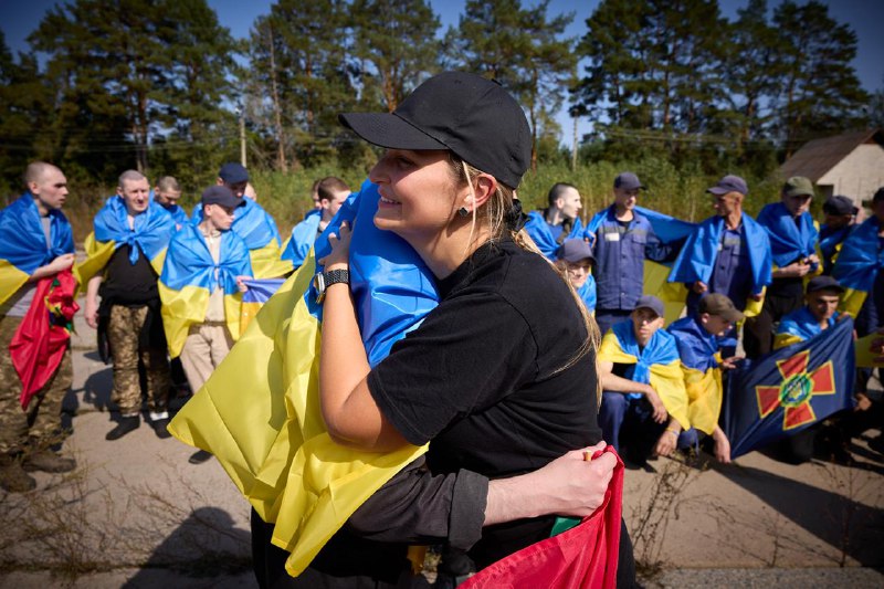 З російського полону звільнено 103 українських військовополонених, 82 солдати та 21 офіцер.