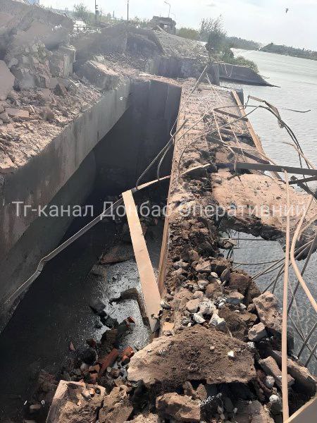 Damage to a dam in Kurakhove as result of Russian bombardment