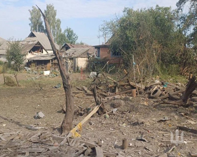 Silosi za žitarice uništeni su kao rezultat ruskog zračnog napada na Hlukhiv u regiji Sumy