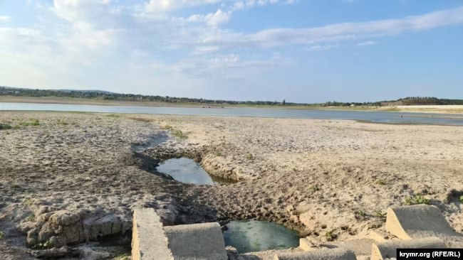 Im Taigan-Stausee auf der besetzten Krim ist kein nutzbares Wasser mehr vorhanden