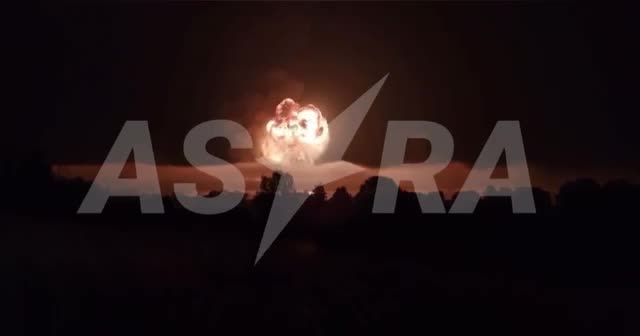 Vidéo de l'explosion dans le dépôt de munitions de Toropets, région de Tver