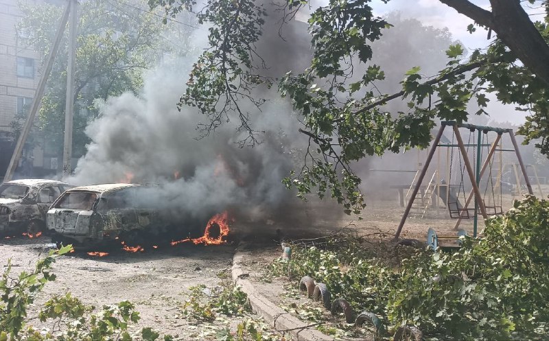 Nikopol ilçesinde meydana gelen topçu ateşi sonucu 3 kişi yaralandı