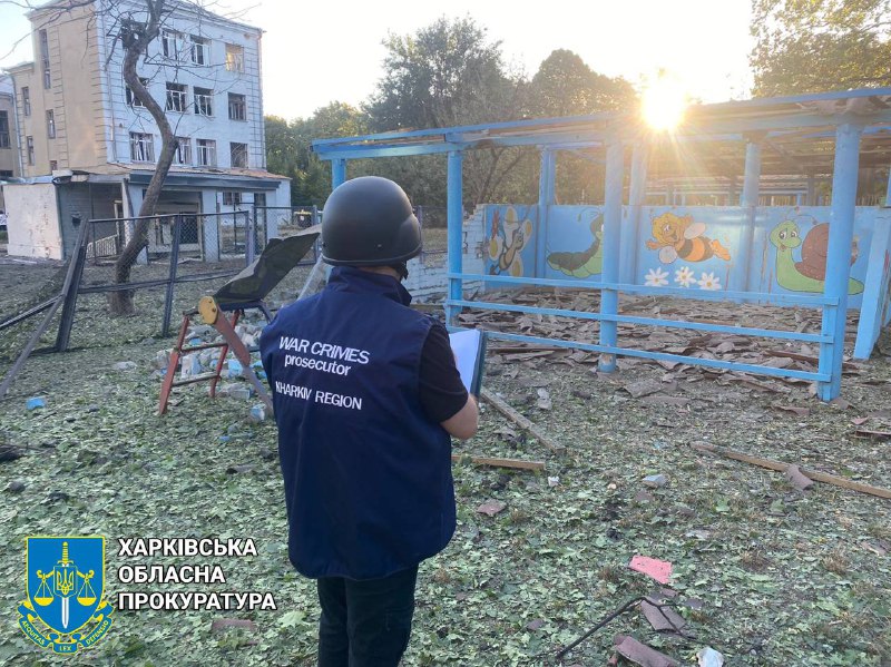 Daños a la infraestructura civil en tres distritos de Járkov como resultado de ataques aéreos con bombas planeadoras y misiles