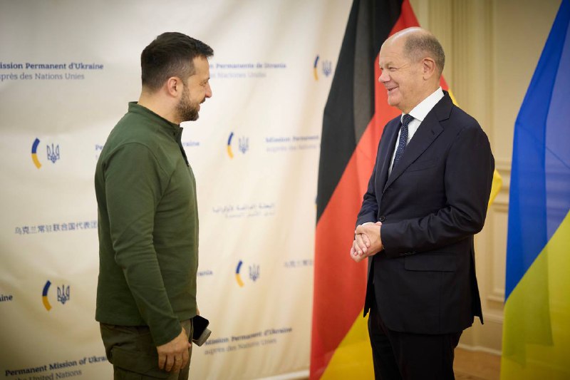 Německý kancléř Olaf Scholz se setkal s prezidentem Ukrajiny Zelenským