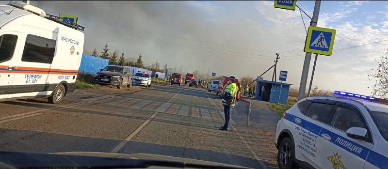 W Kraju Permskim wybuchł pożar w składzie ropy naftowej