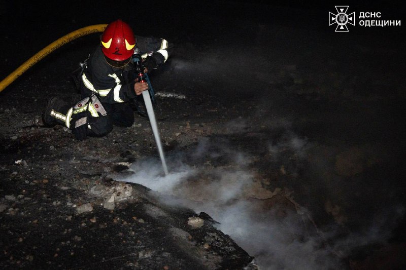 Una persona herida y numerosos daños materiales por ataque con drones en Odesa durante la noche