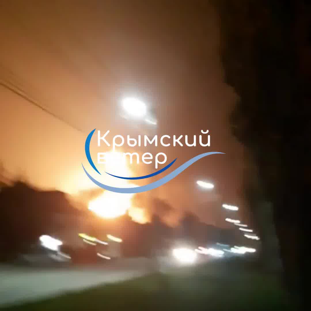 Reservatório adicional de combustível explodiu no depósito de petróleo em Feodosiya, na Crimeia ocupada