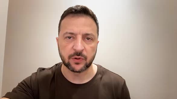 Il presidente Zelensky afferma che ci sono stati tentativi di spingere le forze armate ucraine nella regione di Kursk, ma sono riuscite a mantenere le loro linee