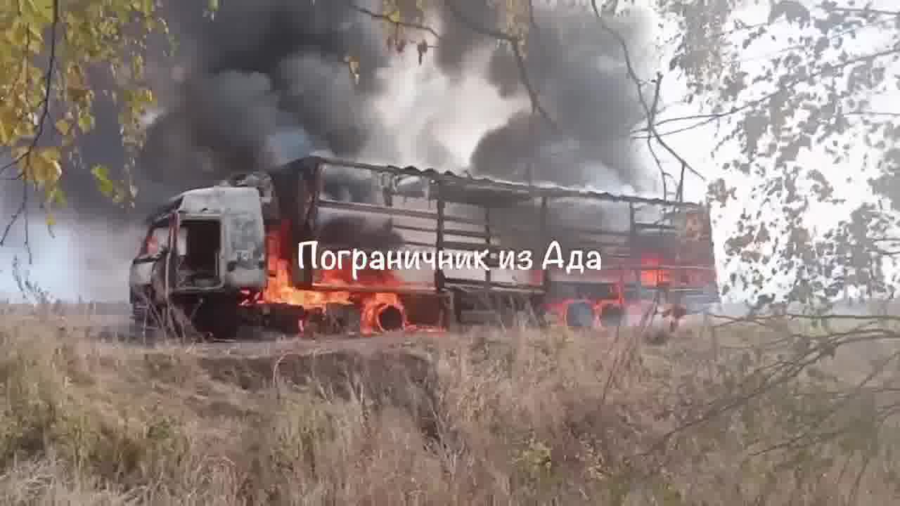 Belgorod bölgesinin Schebekino bölgesinde bir kamyona drone çarptı