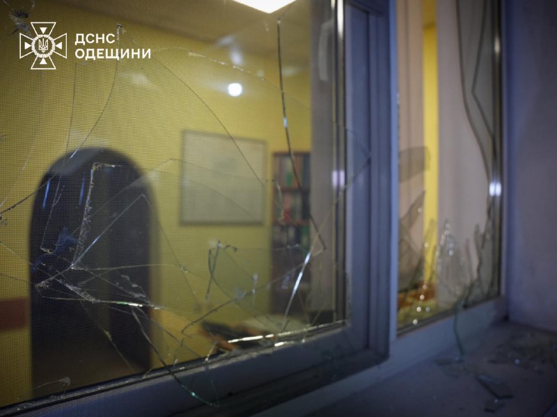 Firefighting station damaged, 2 rescuers wounded as result of Russian missile attack in Odesa region