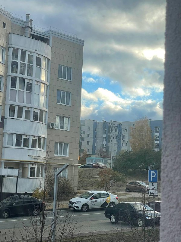 Cinq personnes blessées après le crash d'un drone dans une maison d'habitation à Belgorod, selon les autorités locales