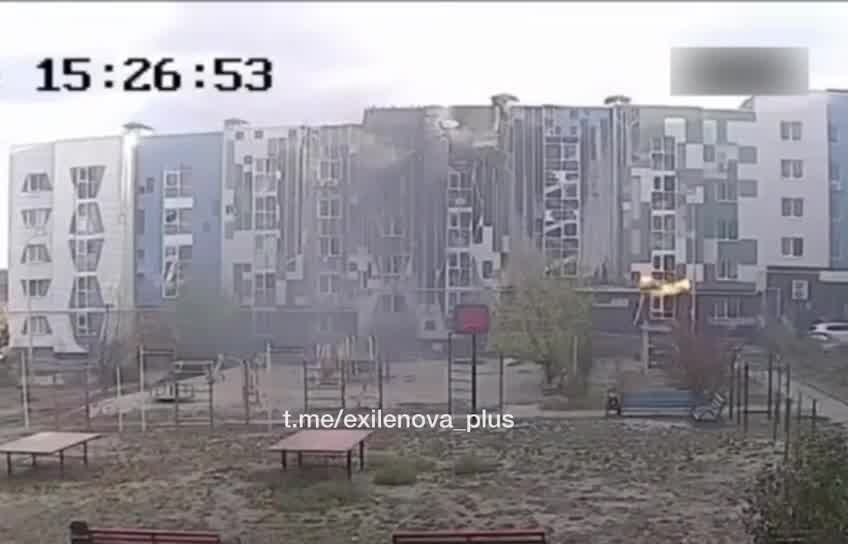 Newly published video showing Shahed-type drone hit a residential house in Belgorod on 5th November