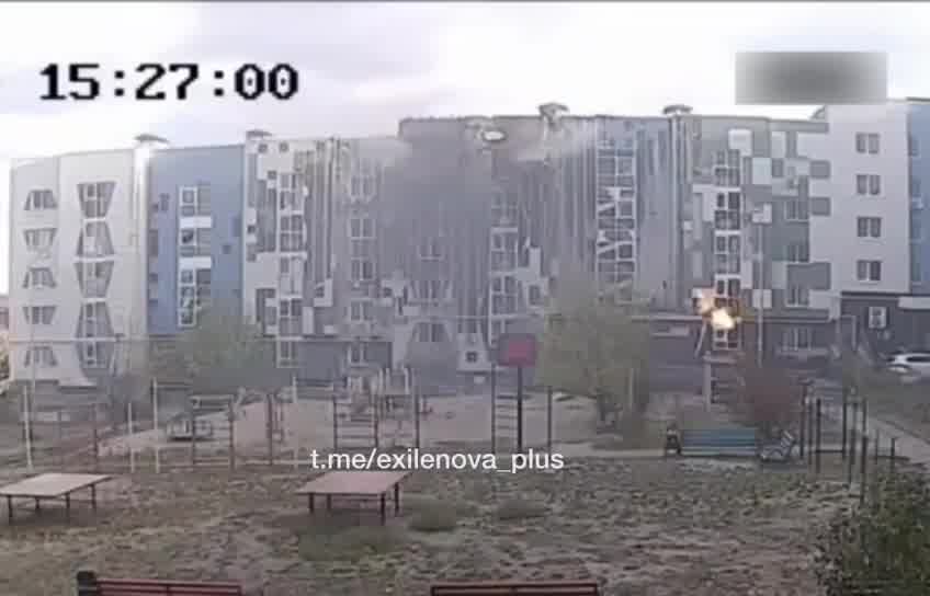 Newly published video showing Shahed-type drone hit a residential house in Belgorod on 5th November