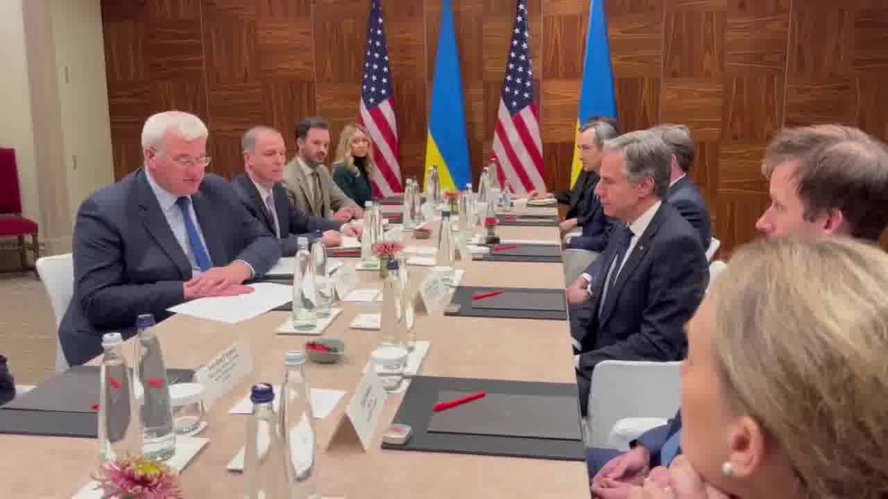 Blinken meets with Ukrainian Foreign Minister, says “everyone is focused on making sure that Ukraine has what it needs to continue to deal with the ongoing Russian aggression and to put itself in the strongest possible position this year and into next year…”