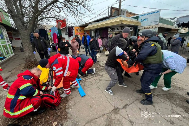 6 people wounded as result of a drone attack at the market in Nikopol