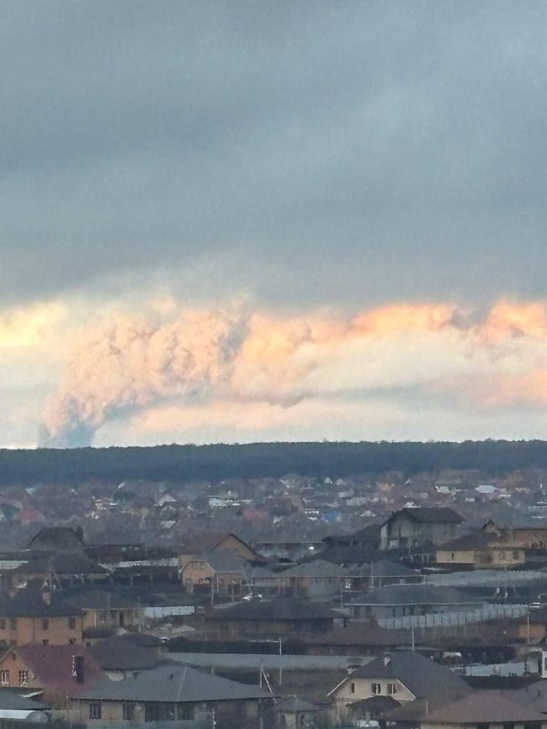 Big fire in Kursk region, according to reports drone debris have fallen on agricultural enterprise