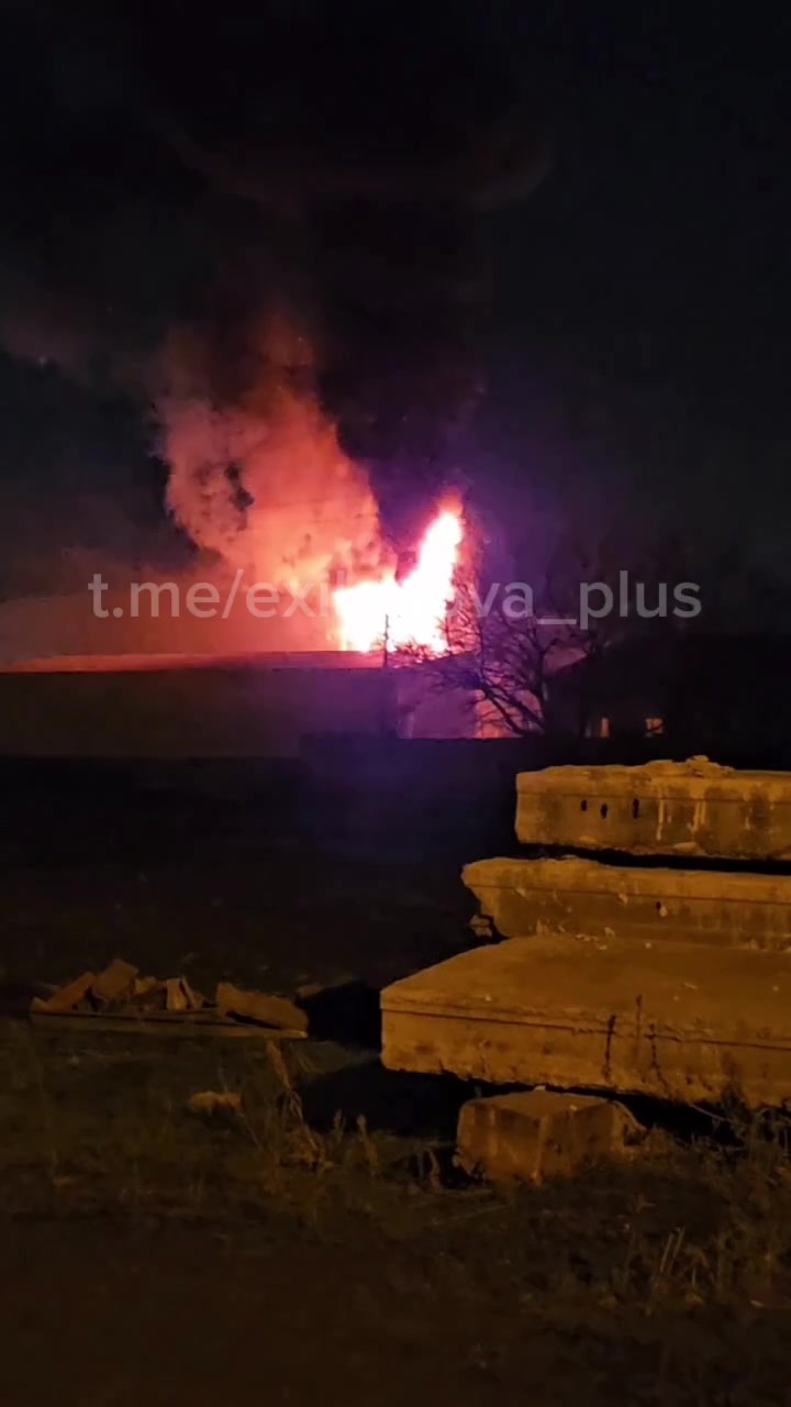 Plastfaktor plant in Krym of Rostov region is reportedly on fire 