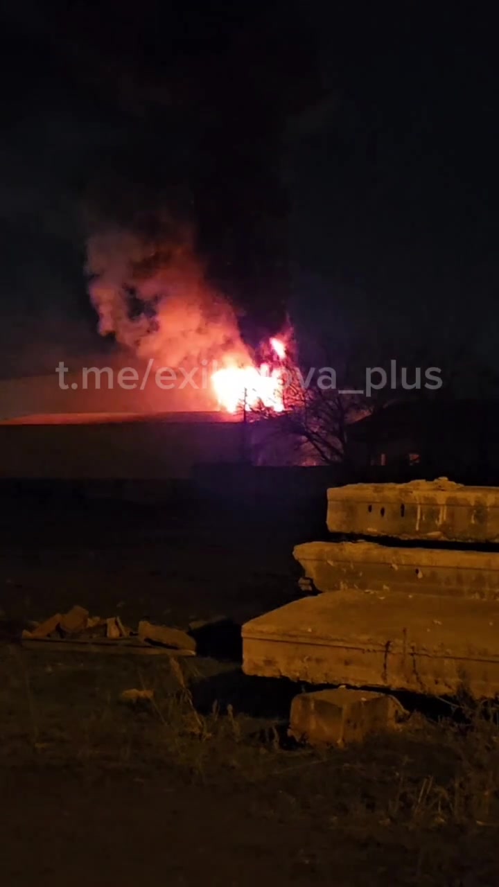 Plastfaktor plant in Krym of Rostov region is reportedly on fire 