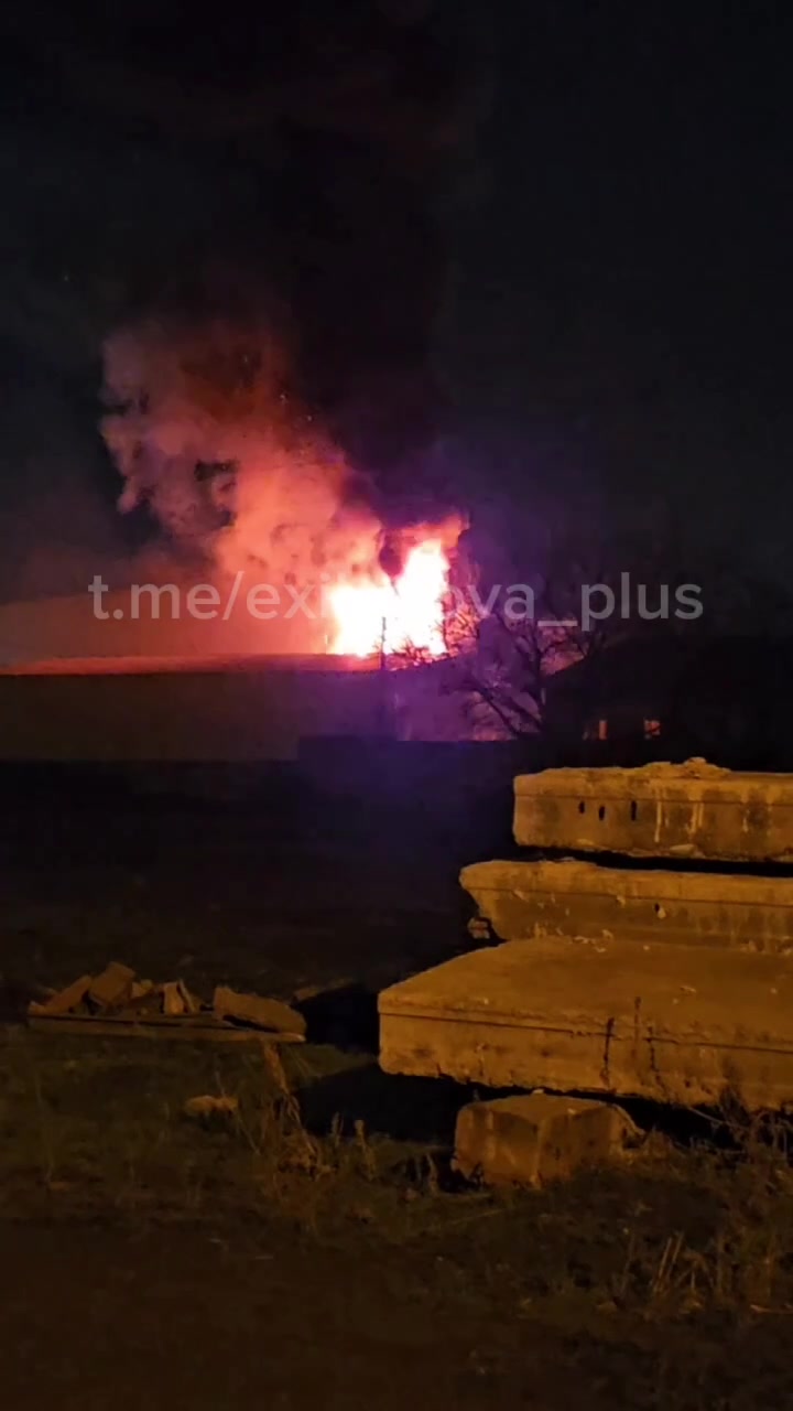 Plastfaktor plant in Krym of Rostov region is reportedly on fire 