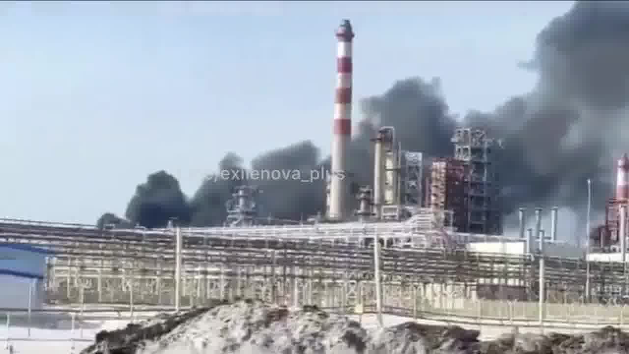 Fire reported at Yayskiy oil refinery in Kemerovo region 