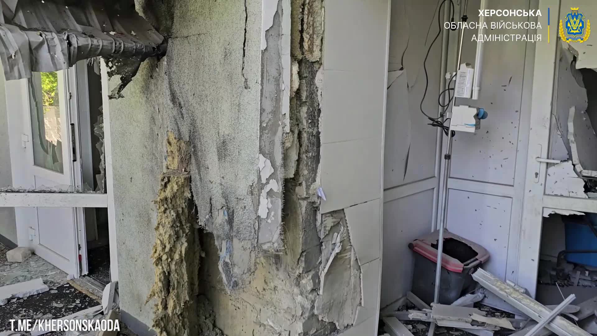 4 people wounded as result of drone strikes at the hospital in Kherson 