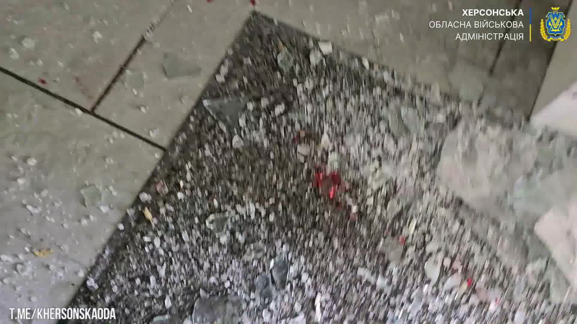 4 people wounded as result of drone strikes at the hospital in Kherson 